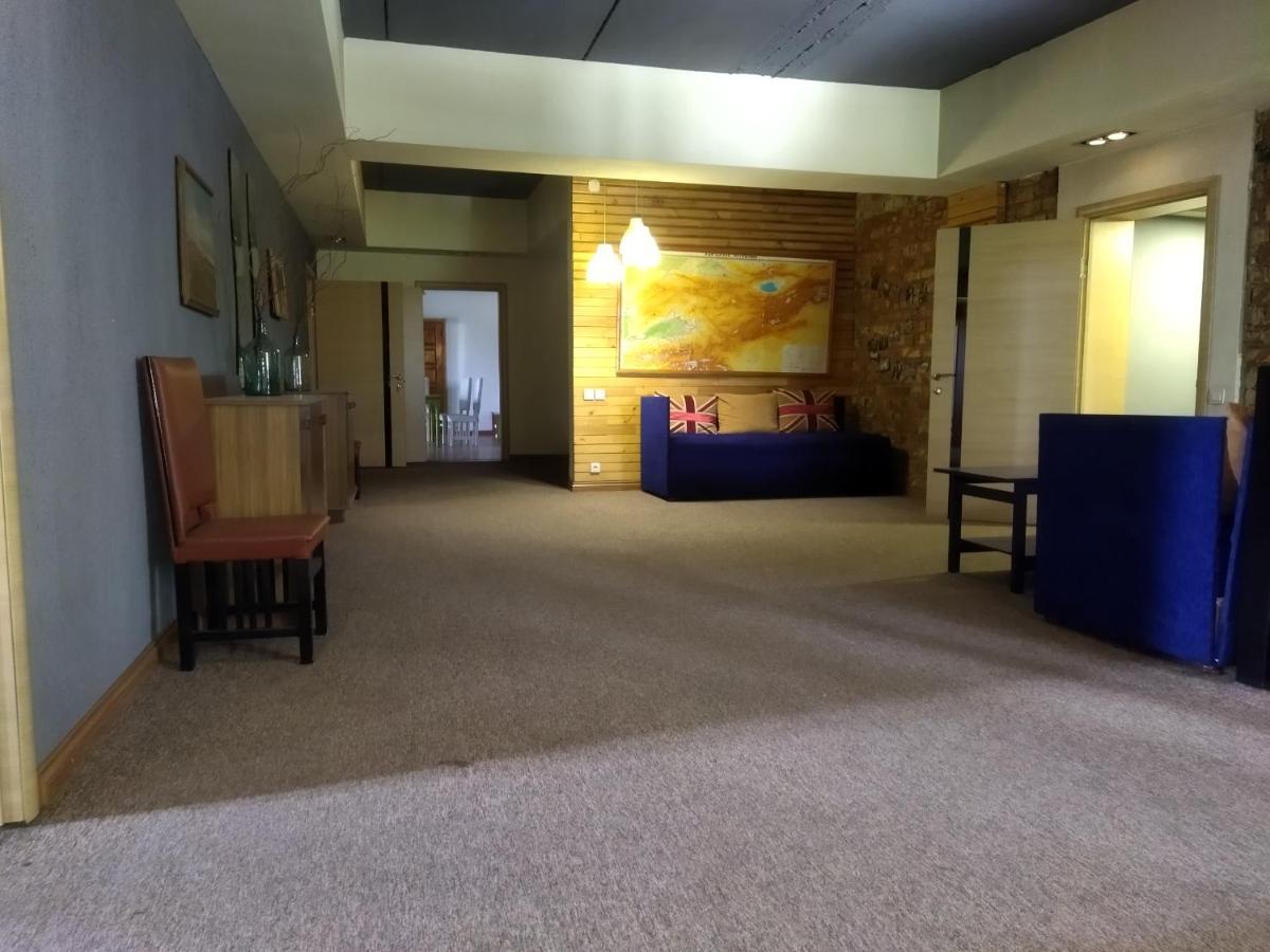 Strelets Hotel Biskek Szoba fotó
